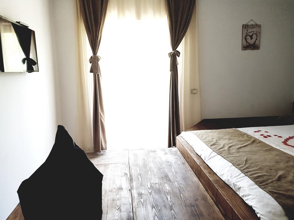 Heaven Guesthouse Corbeni Ngoại thất bức ảnh