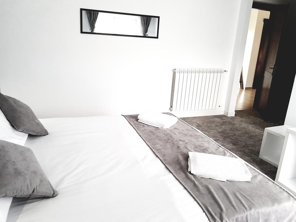 Heaven Guesthouse Corbeni Ngoại thất bức ảnh