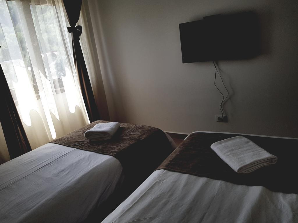 Heaven Guesthouse Corbeni Ngoại thất bức ảnh