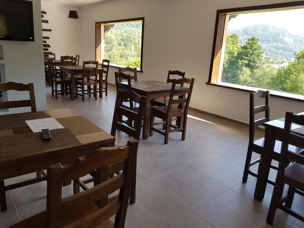 Heaven Guesthouse Corbeni Ngoại thất bức ảnh