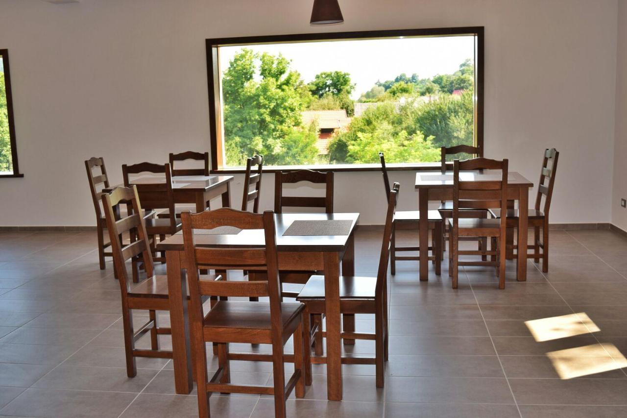 Heaven Guesthouse Corbeni Ngoại thất bức ảnh